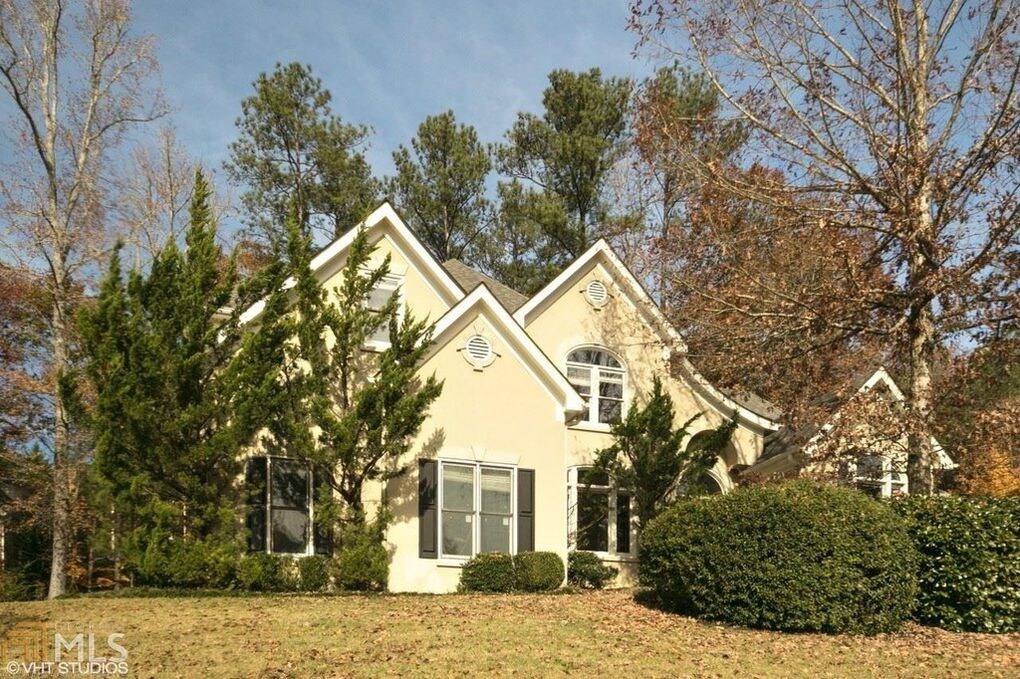 3025 Bluffton Way, Roswell, GA 30075 House for Rent in Roswell, GA