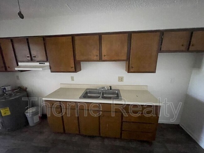 Foto del edificio - 1428 Davis St