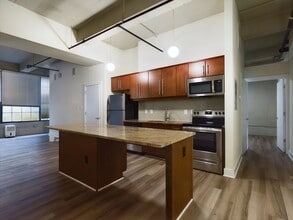 Interior Photo - The Mill at Manchester Lofts