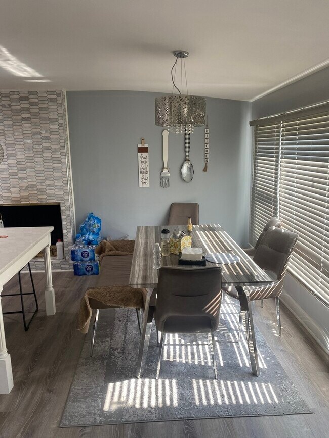 Foto del edificio - 7800 W 98th Pl