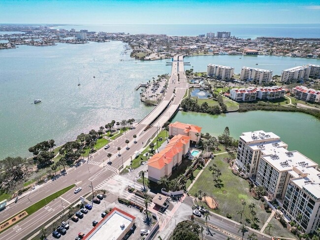 Photo - 7910 Sun Island Dr S Apartment