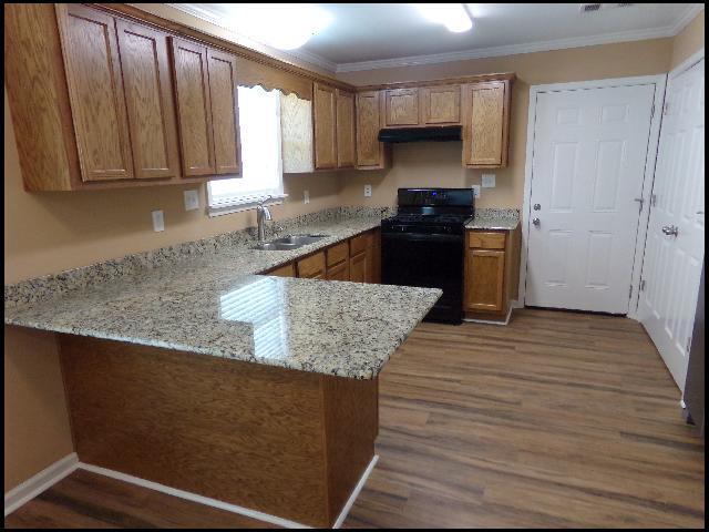 Foto del edificio - 6455 Lilac Dr