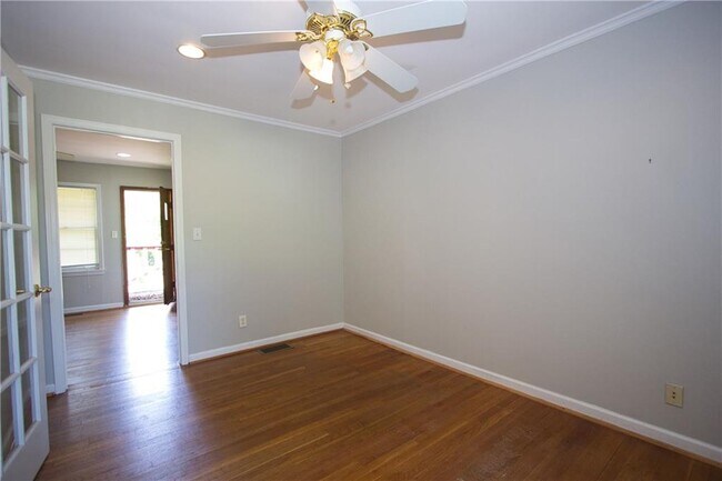 Foto del edificio - 1835 Lawrenceville Hwy