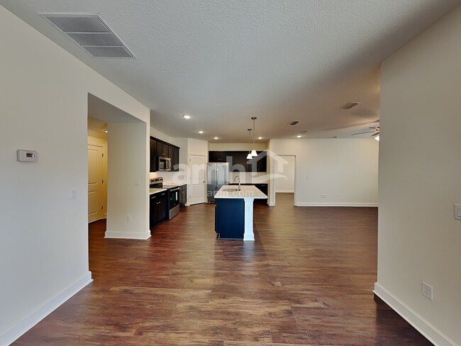 Foto del edificio - 10717 Coleman Rd