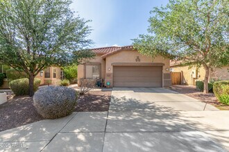 Building Photo - 12910 W Glenrosa Dr