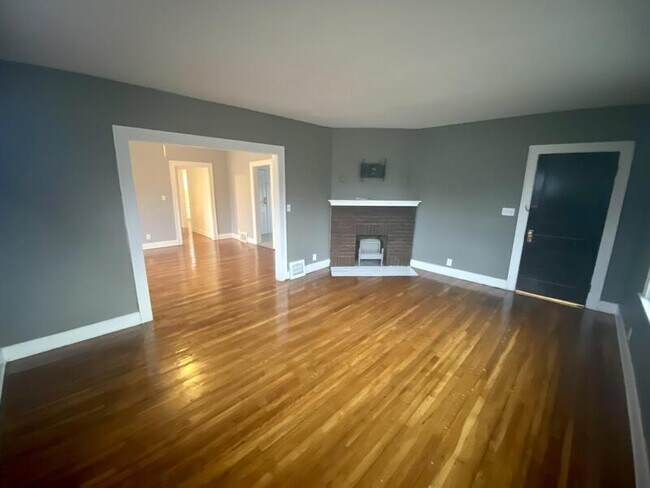 Foto del edificio - 3617 West Blvd
