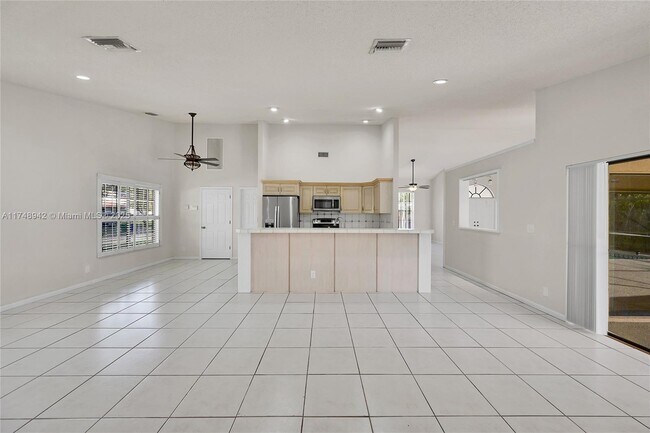 Building Photo - 296 NW 118th Ter