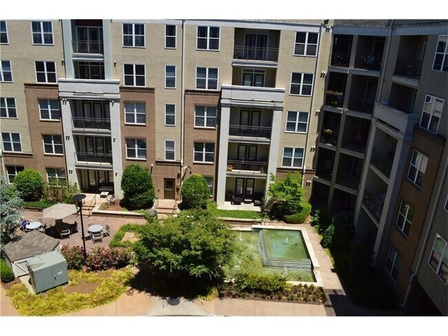 Foto del edificio - 390 17th St