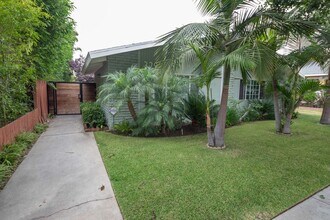 Building Photo - 329 Orizaba Ave