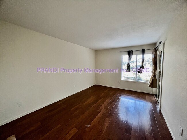 Foto del edificio - Desirable Spyglass Hill Condo in Greenbrae!