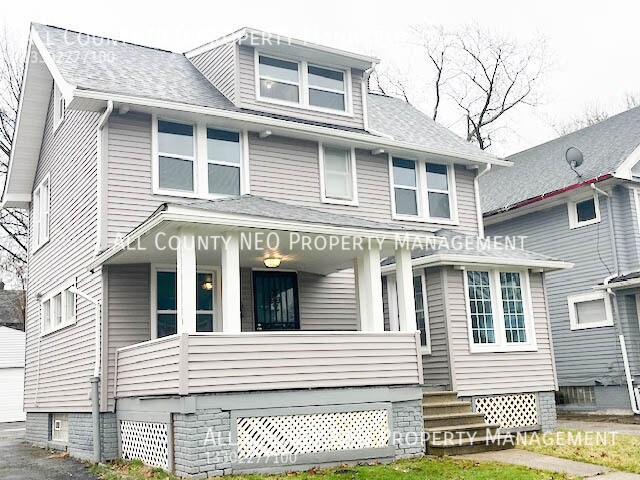 Foto del edificio - 835 Nela View Rd