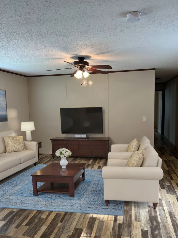 Foto del edificio - 347 Shady Brook Hts