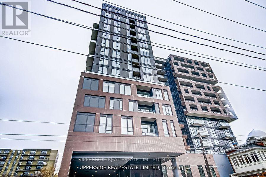 Primary Photo - 270-270 Dufferin St