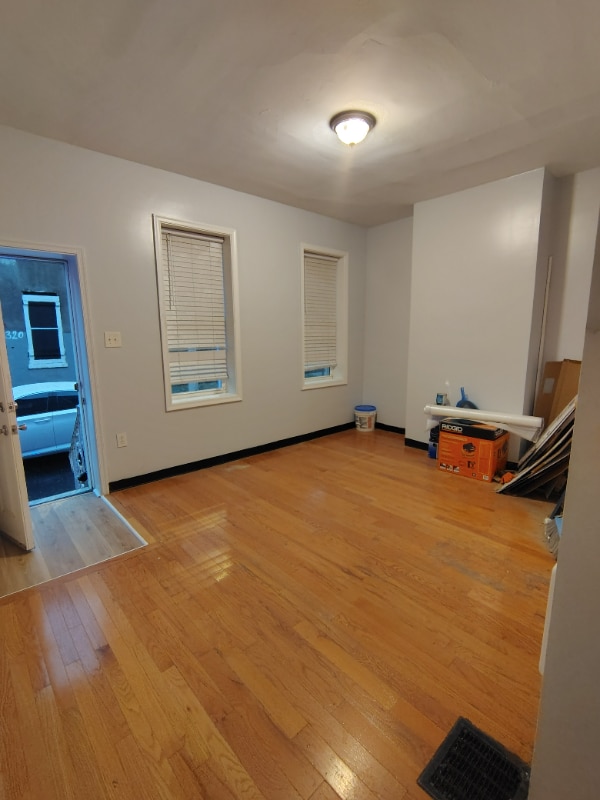 Photo - 1321 W Auburn St House