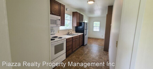 Building Photo - 2 br, 1 bath House - 523 Ball Street