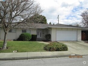Building Photo - 40732 Laguna Pl