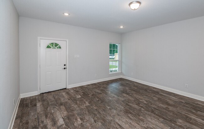 Foto del edificio - 7705 Pin Oak St