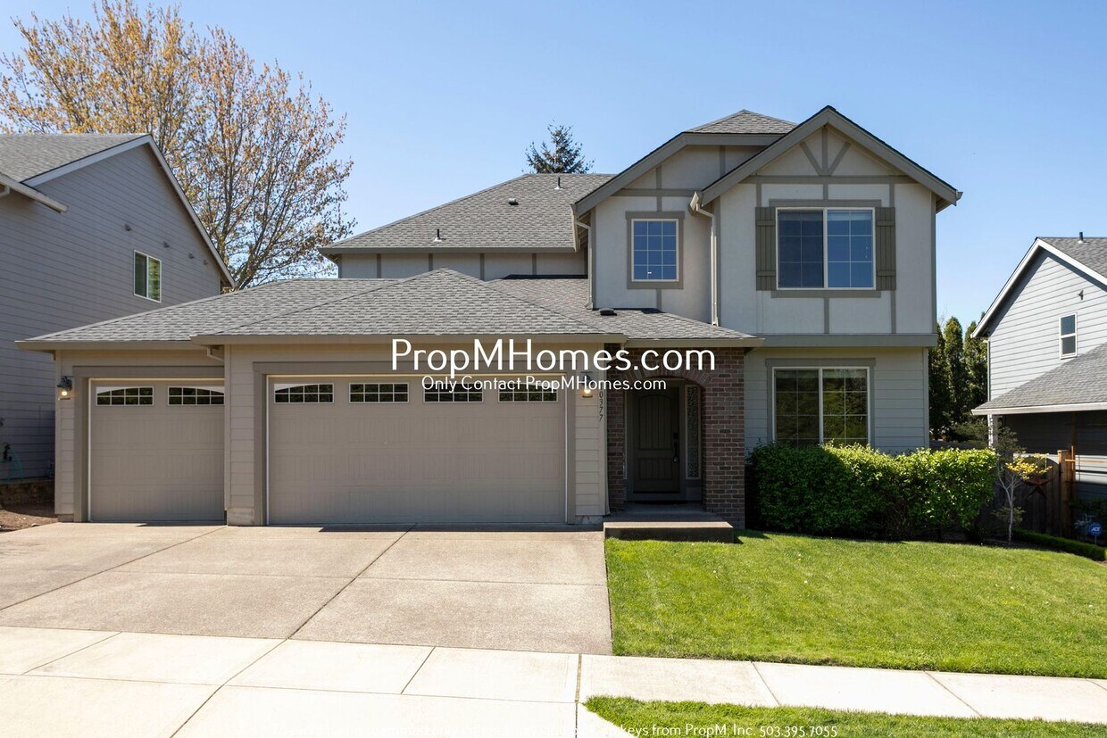 Primary Photo - Luxury Four Bedroom Home in SW! Hot Tub In...