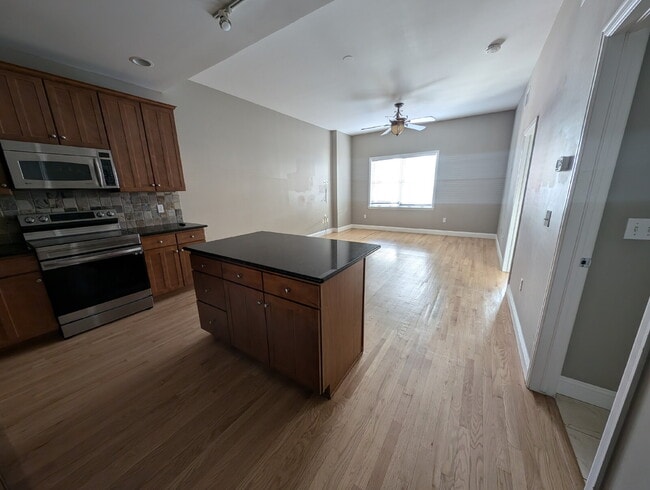 Photo - 1950 Logan St Apartment