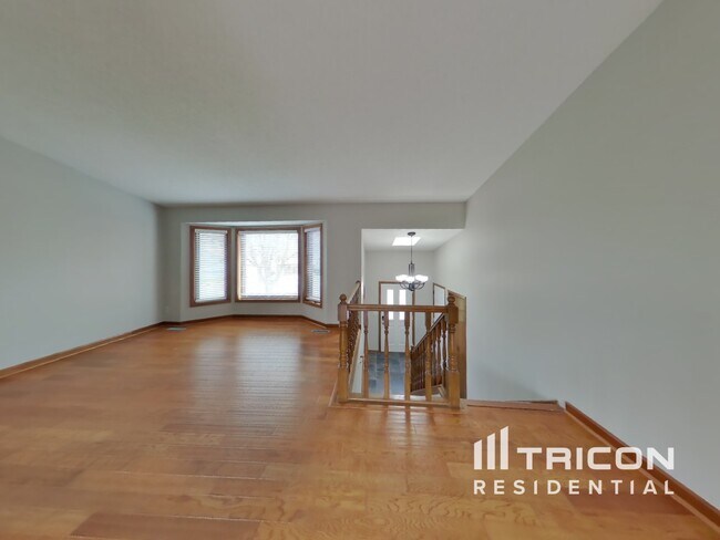 Foto del edificio - 13078 Glenhurst Ave