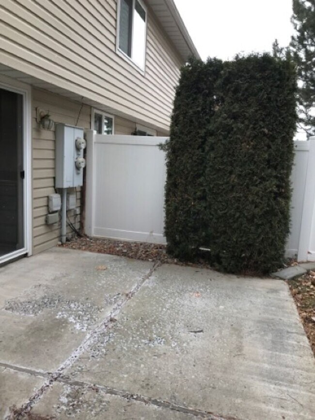 Foto del edificio - 297 Monroe Pl