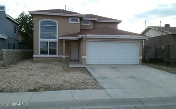 Building Photo - 10340 Valle Suave Dr