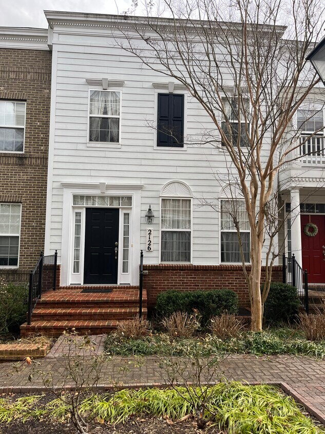 2126 Little Sorrel Way, Silver Spring, MD 20902 Townhome Rentals in Silver Spring MD