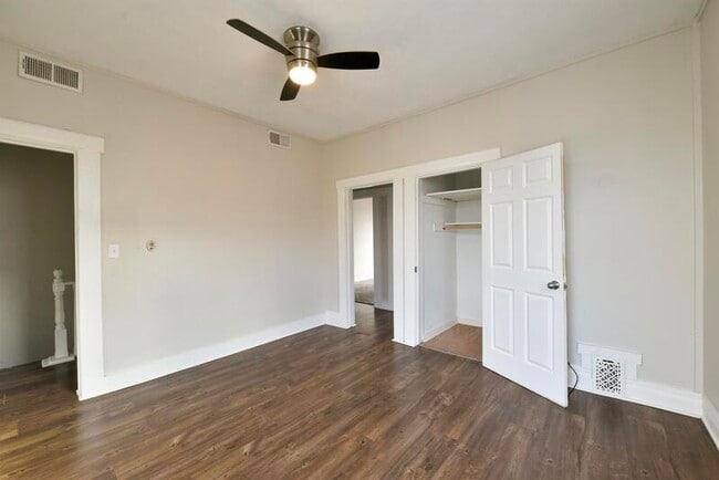 Building Photo - 536 S 30th St