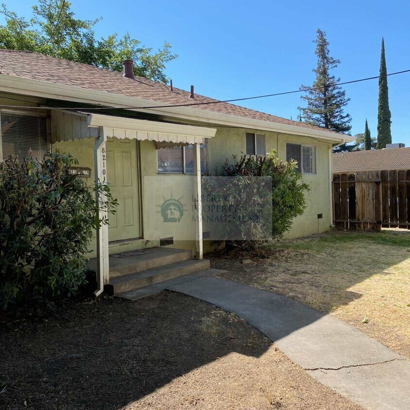 Primary Photo - 8210 Don Ave