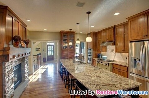 Primary Photo - 15751 Duck Pond Way