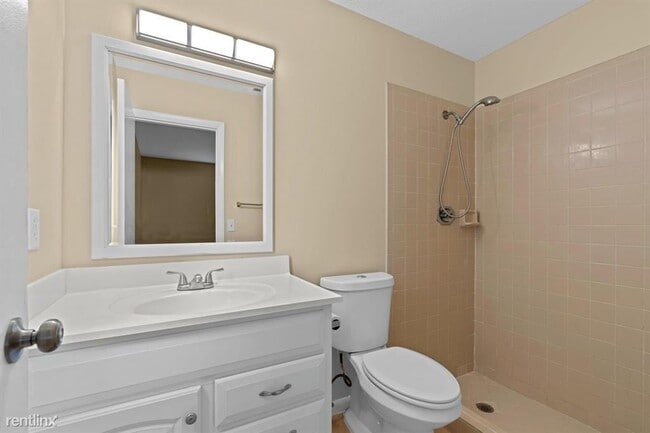 Building Photo - 4 br, 2 bath House - 1120 Grand Duke Way