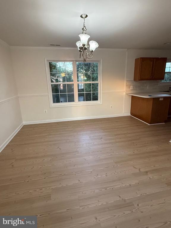 Foto del edificio - 93 Downey Oak Cir