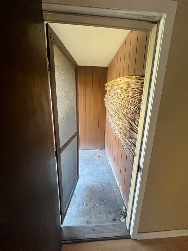 Foto del edificio - 9826 Sayre Ave