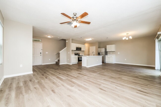 Foto del edificio - 10430 Whispering Hammock Dr