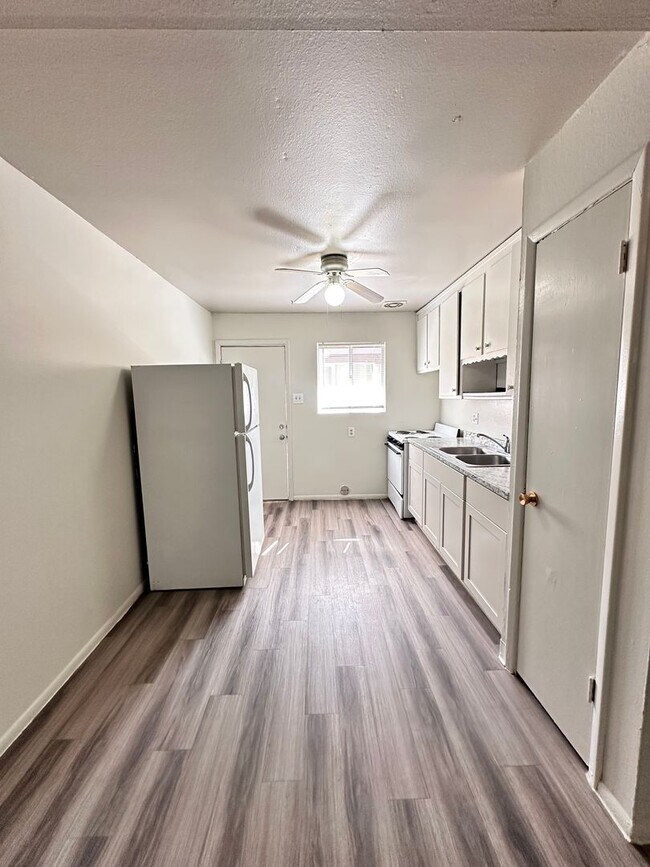 Foto del edificio - 3215 Morris St NE
