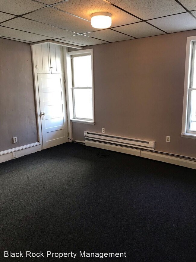Building Photo - 1 br, 1 bath House - 225 Rowe Street REAR