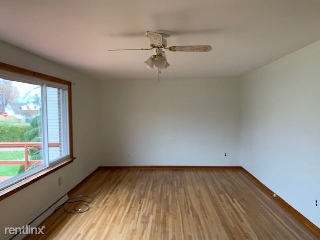 Building Photo - 3 br, 1 bath House - 151 Manser Dr