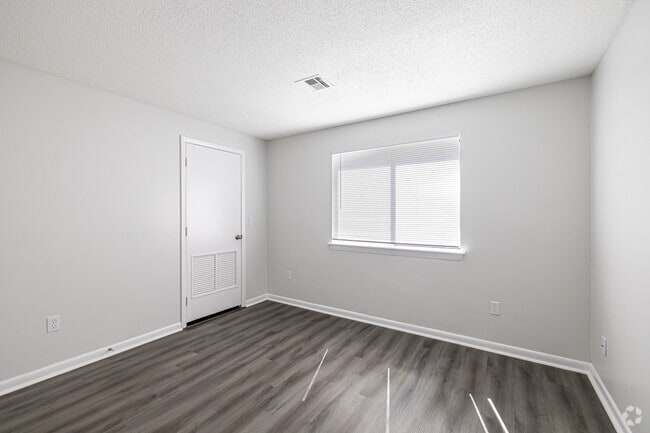 2BR, 2BA Classic - 800SF - Bedroom - Briar Knoll Apts