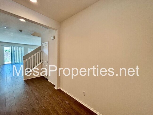 Foto del edificio - 6966 Madison Ln