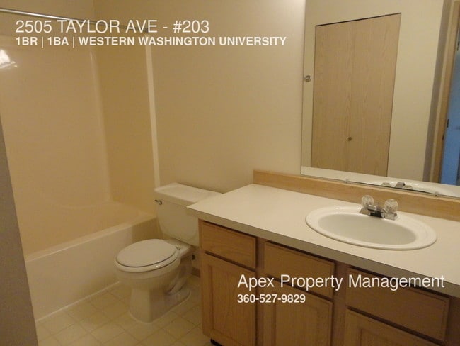 Building Photo - 2505 Taylor Ave