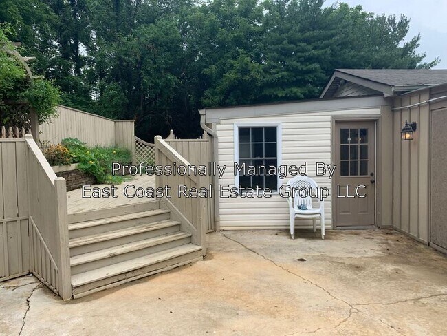 Building Photo - 3948 Harpers Ferry Rd