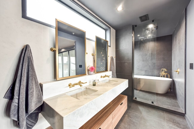 Building Photo - 1349 Randolph St NW