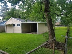 Building Photo - 12933 Barcus Ln