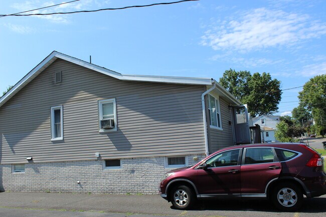Building Photo - 29 Trieste St