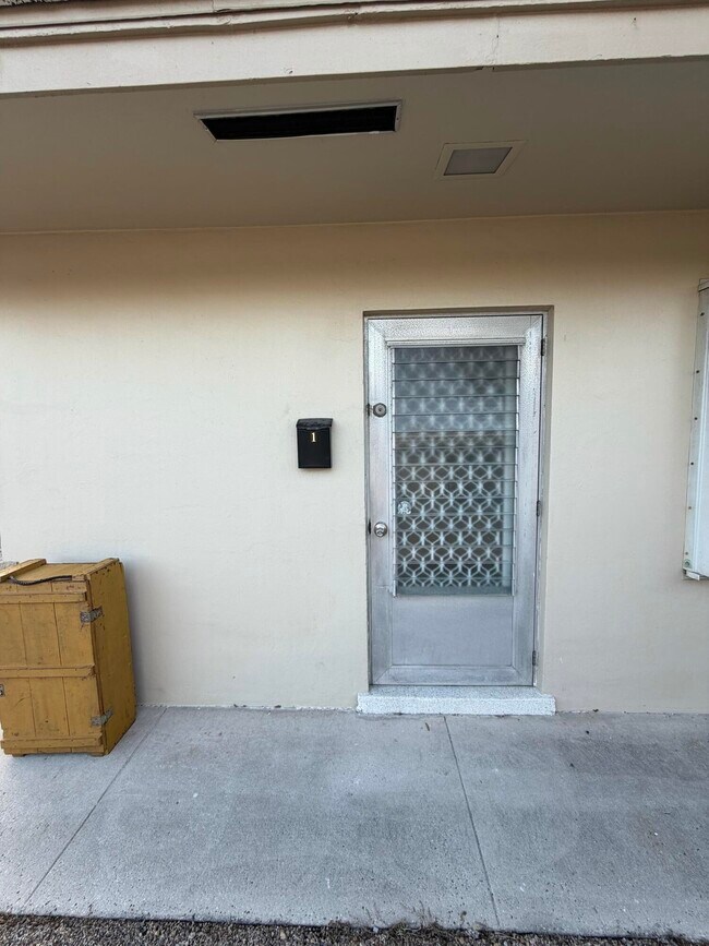 Foto del edificio - 1017 SE 3rd St