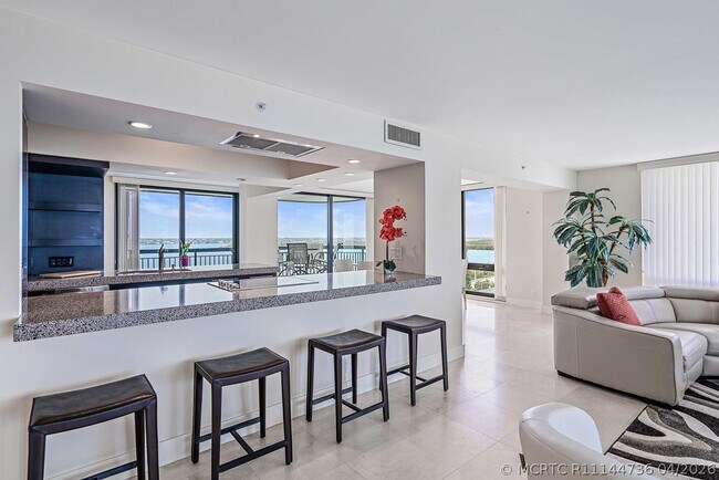 Building Photo - 5380 N Ocean Dr