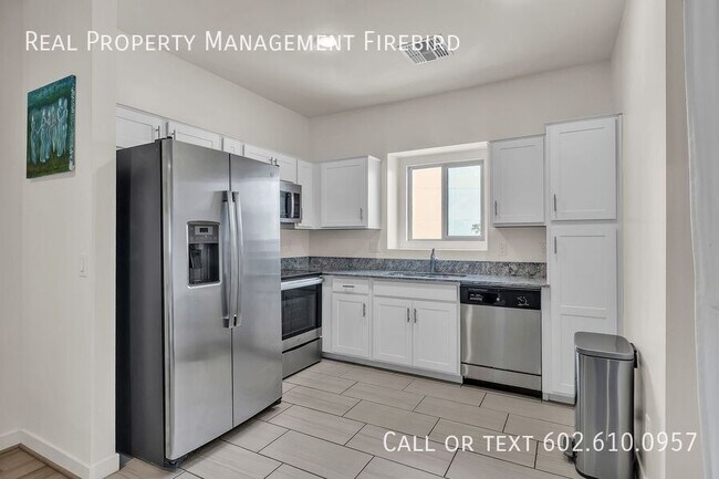 Foto del edificio - 2272 W Harmont Dr