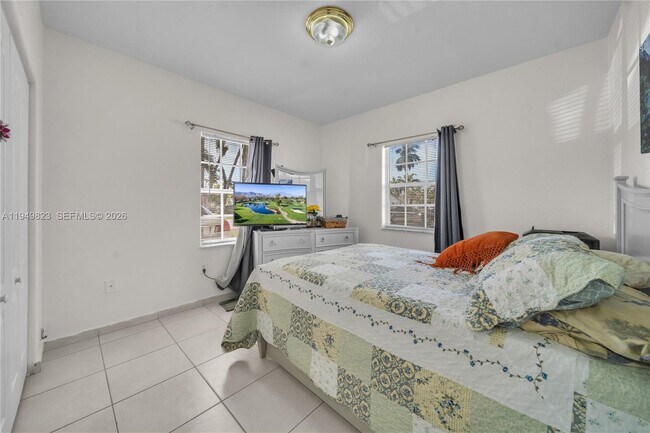 Foto del edificio - 7567 N Augusta Dr