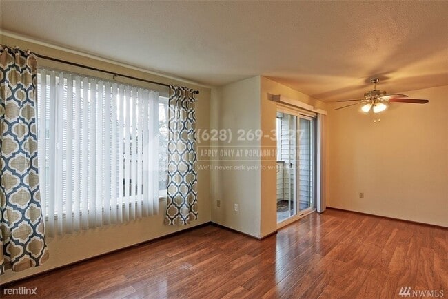 Building Photo - 3 br, 2 bath Condo - 20301 19th Ave NE Uni...