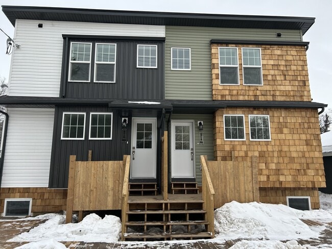 Building Photo - 5919-5119 119 Ave